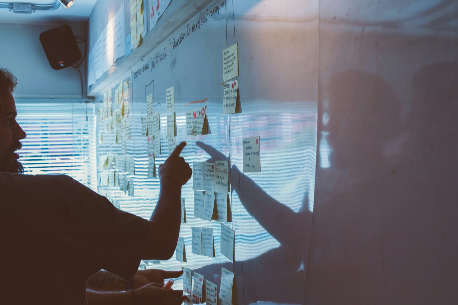 3 Ways to Master Business Strategy Communication in Your Company 