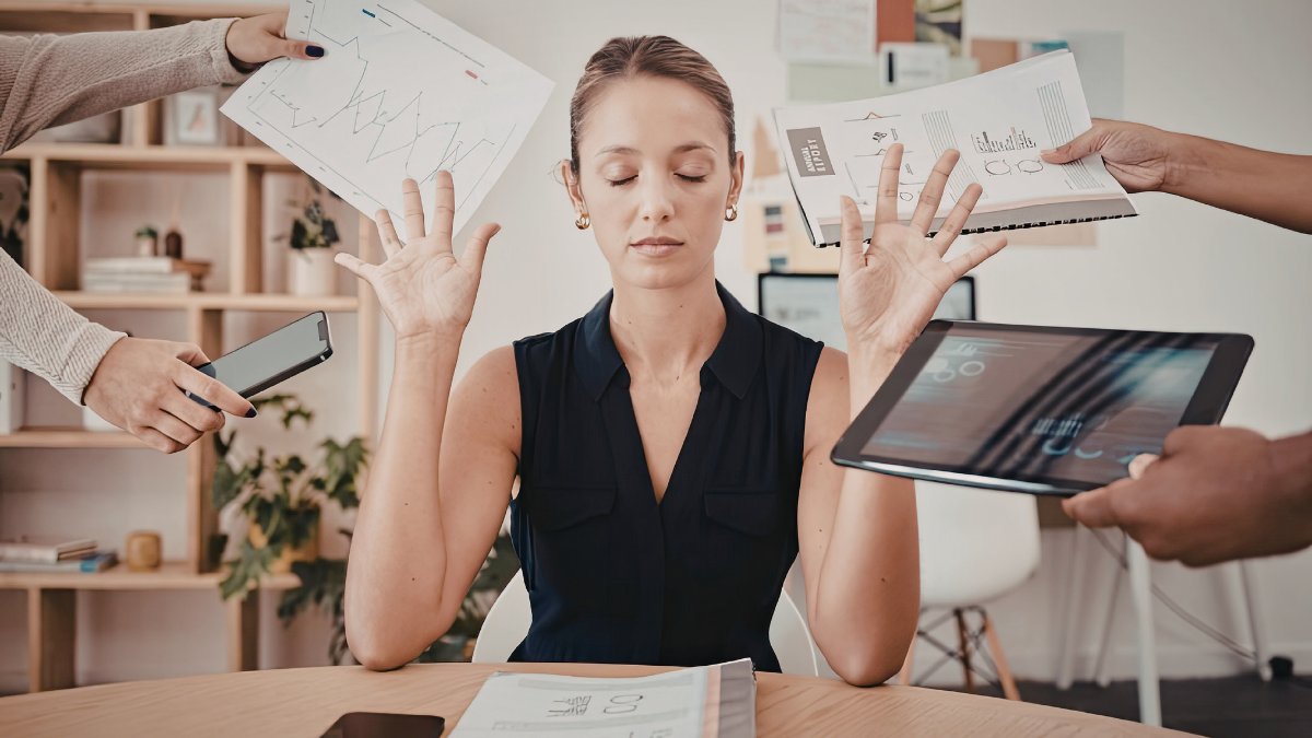 Why Sales Teams Get Busier as Companies Grow — And How Execution Standards Fix It